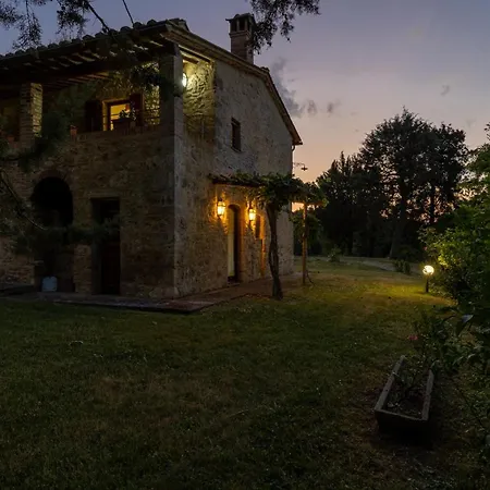 Podere Madonna Di Mezzo 6, Emma * Cetona